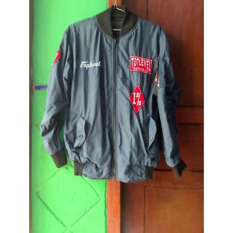 jaket wanita jaket parasut wanita bahan tebal adem (PRELOVED)jaket parasut jaket wanita