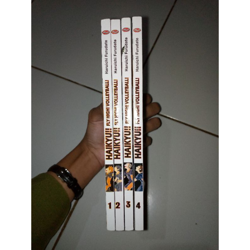 KOMIK HAIKYUU VOL 1-4
