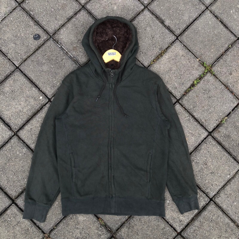 zh Uniqlo Sherpa green bottle second bekas not stussy