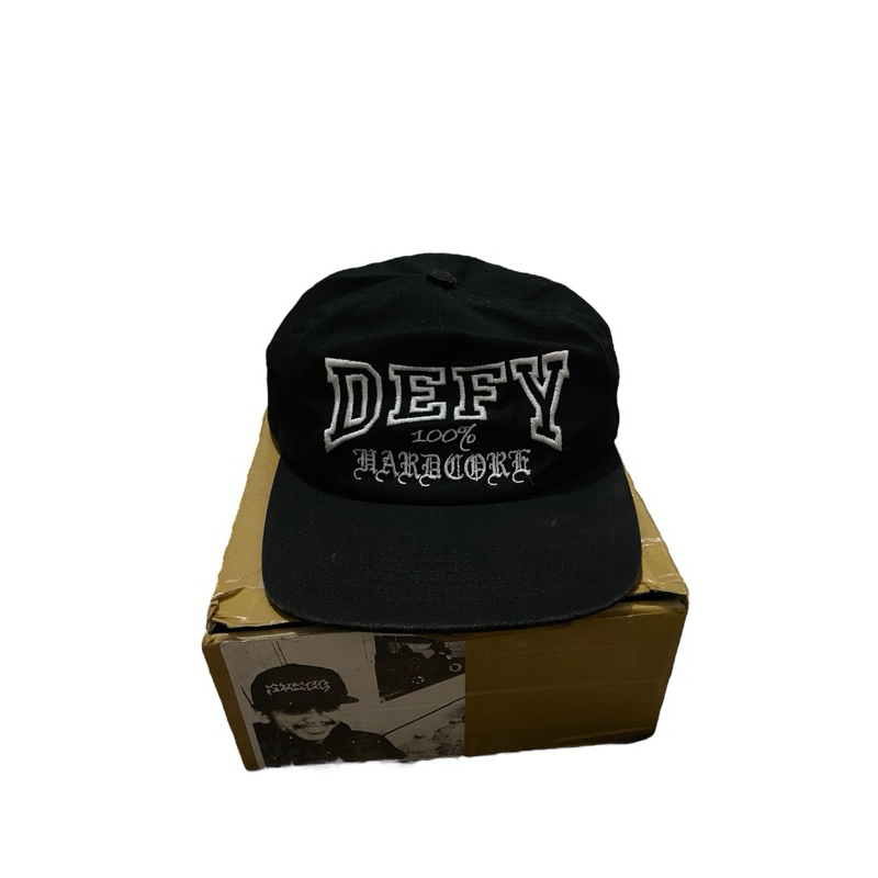 Defy Hardcore Topi Hitam