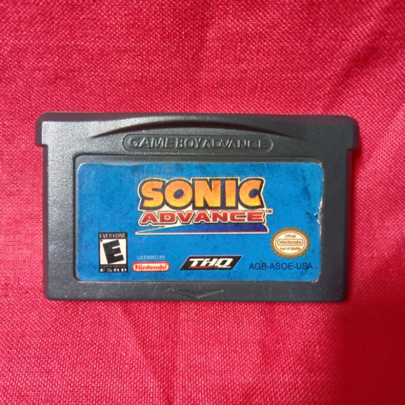 Nintendo Game Boy Advance AGB-001 - Konsol Game Portabel dengan Layar 2.9 Inci dan Baterai AA