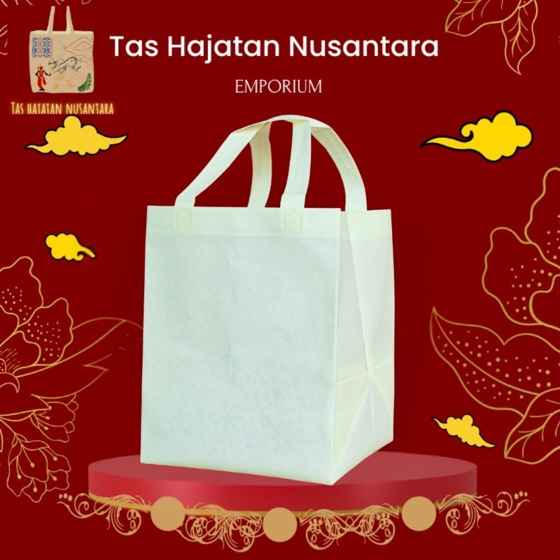 

Tas Spunbond Press Super Tebal 80gsm - Tas Hajatan Nusantara (Ukuran BOX 22) - Harga per Lusin