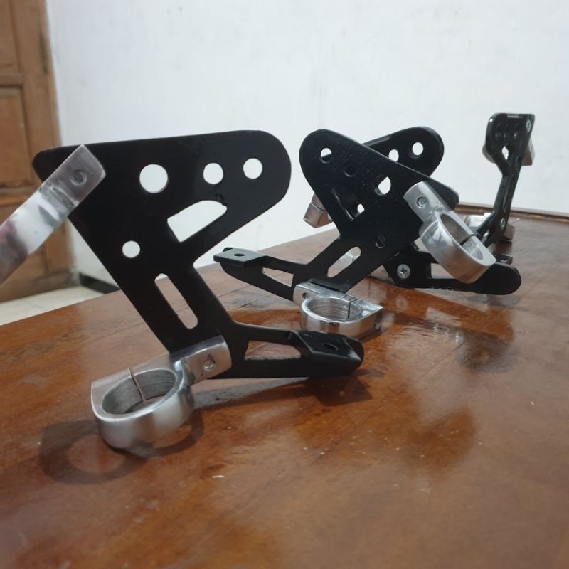 dudukan lampu depan cnc yamaha rx king rx king new pangkon lampu depan cnc yamaha rx king rx king ne