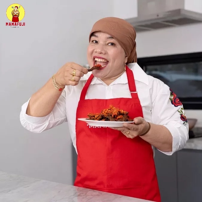 

Dendeng Mama Fuji 100% Halal Daging Balado Kering Pedas Kriuk OMA GALA VIRAALLL 200 GR