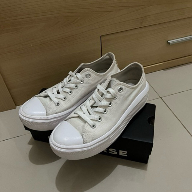 [Preloved] Sepatu Converse Original