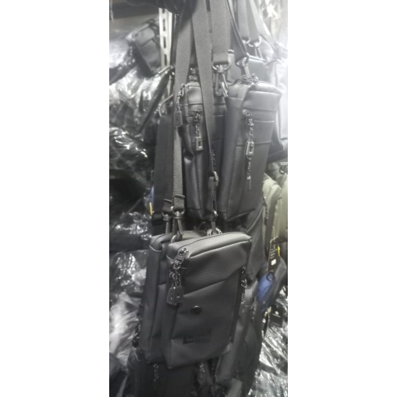 Tas Leher Hanging Wallet Tas Hp WaterProof Anti Air