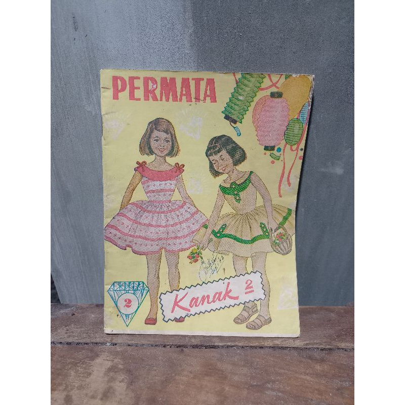 buku jadul katalog pakaian anak anak