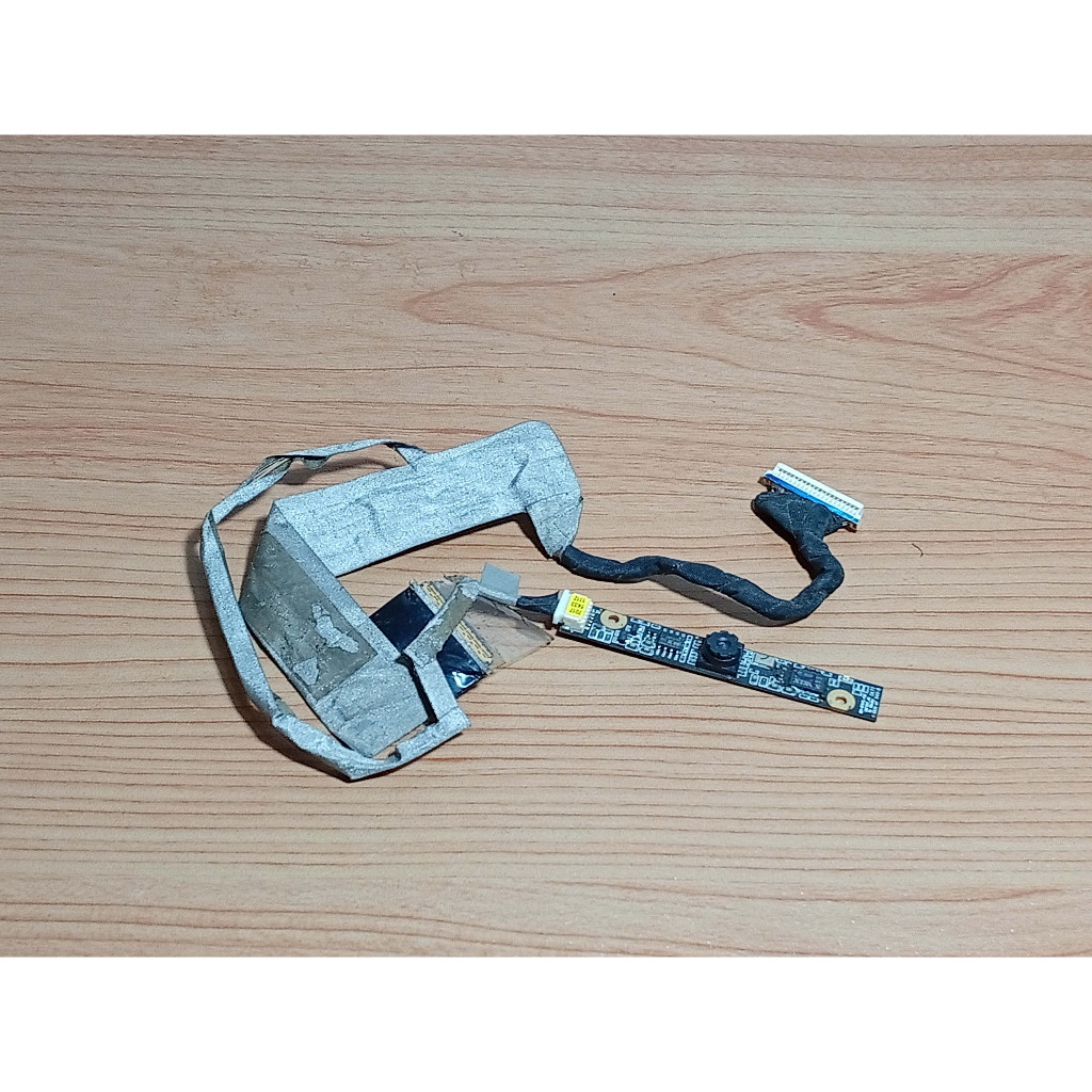 Flexible LCD dan Camera Laptop Acer 4732z series