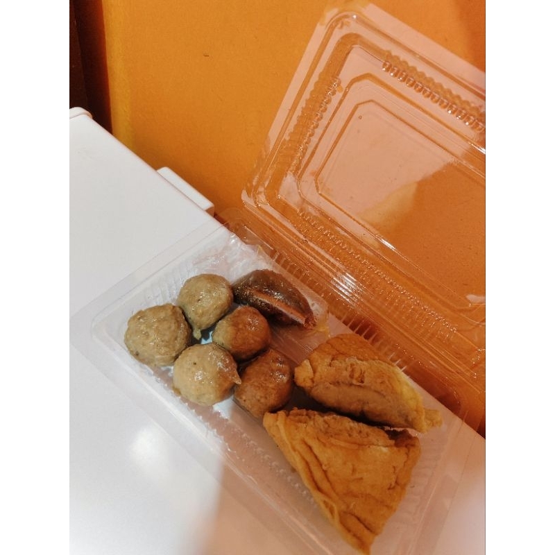 

Bakso siap santap, 5 pcs bakso dan 2 pcs tahu bakso + bumbu