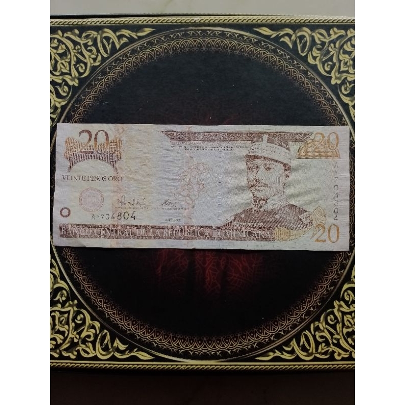 Uang Dominica 20 peso vf