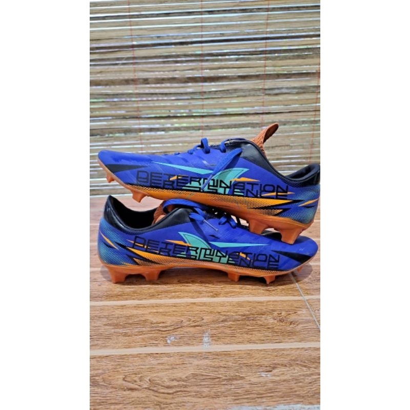 Sepatu bola ortuseight second preloved