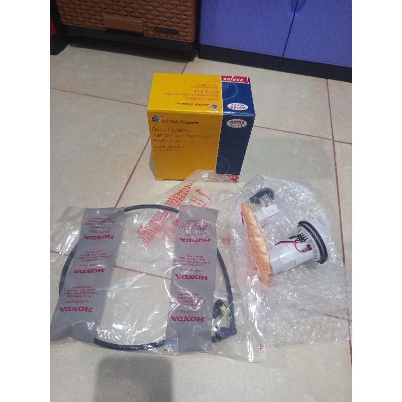 POMPA BENSIN/FUEL PUMP+SELANG BENSIN  HONDA SCOOPY FI/BEAT FI/BEAT ESP
