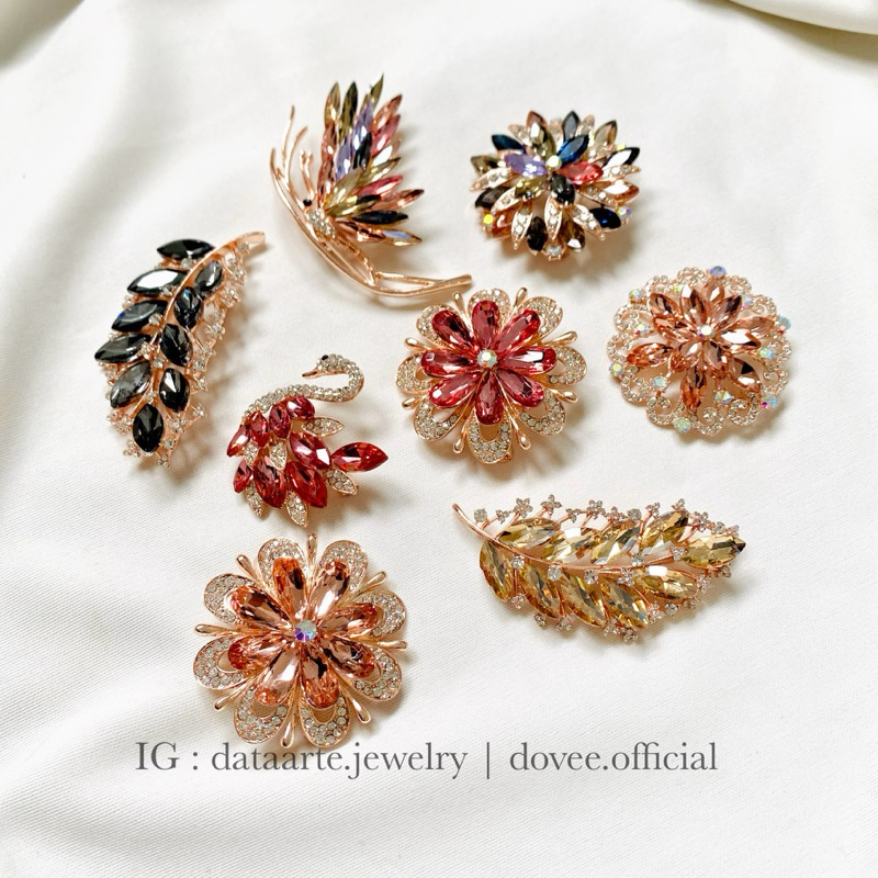 P2 BROOCH Hijab | Bros Jilbab Premium Mewah | Permata Batu Zircon Swarovski Crystal Kaca angsa merak