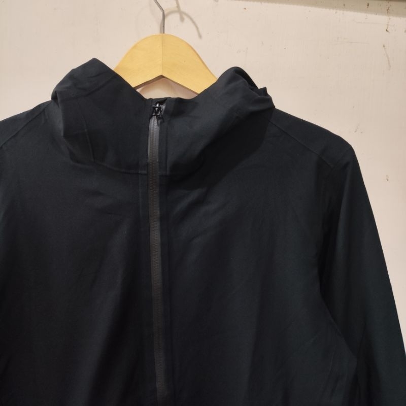 Blocktech Uniqlo second