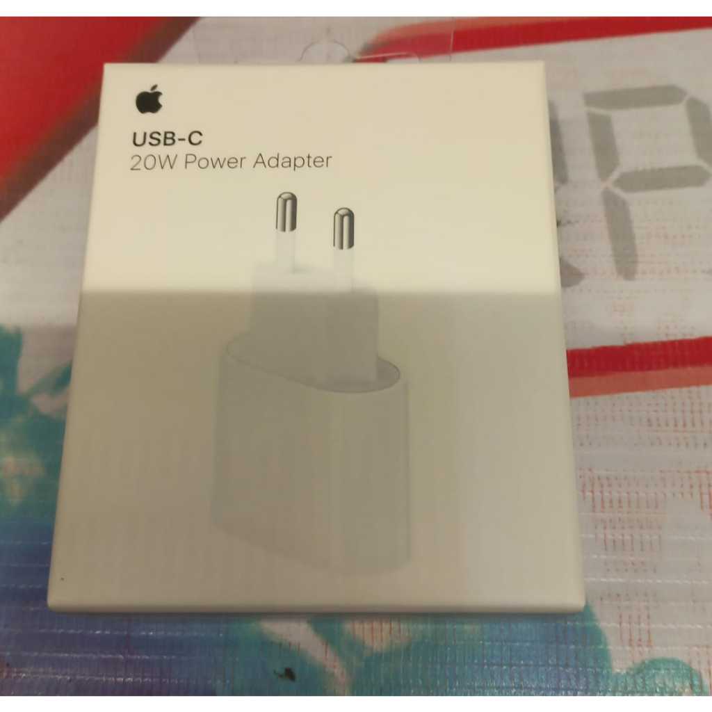 20W USB-C Power Adapter iphone