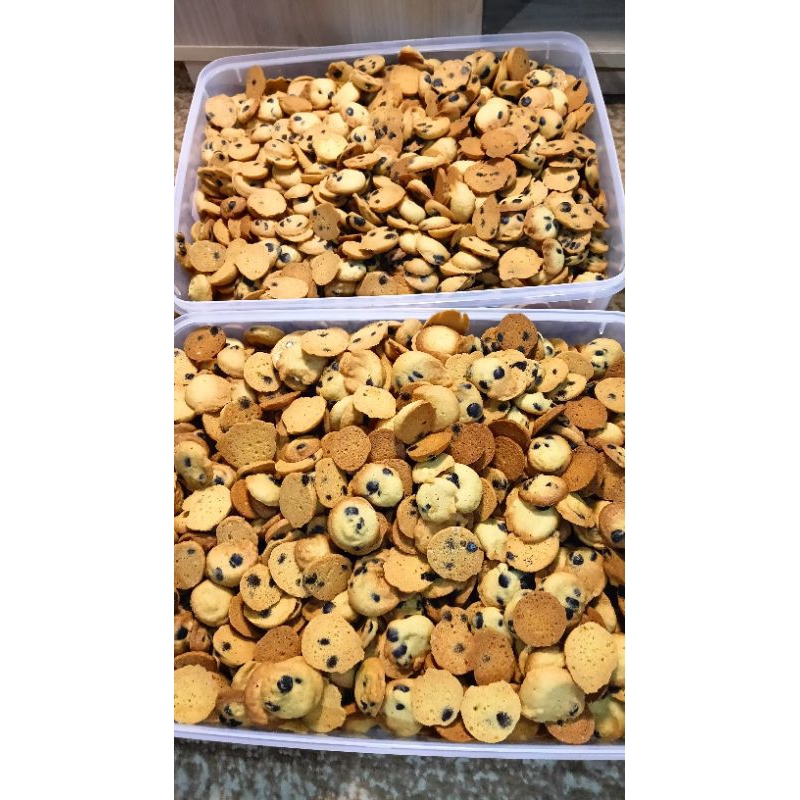 

kookies in jar