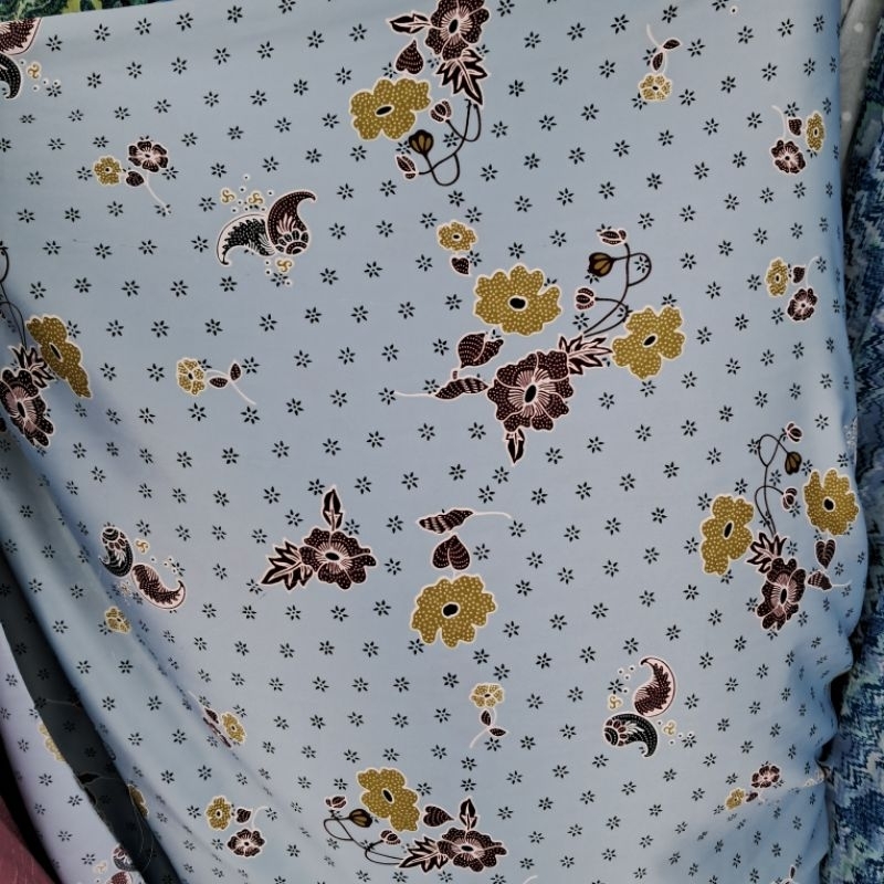 kain satin silk motif - kain silk premium - kain satin import -kain satin silk motif bunga