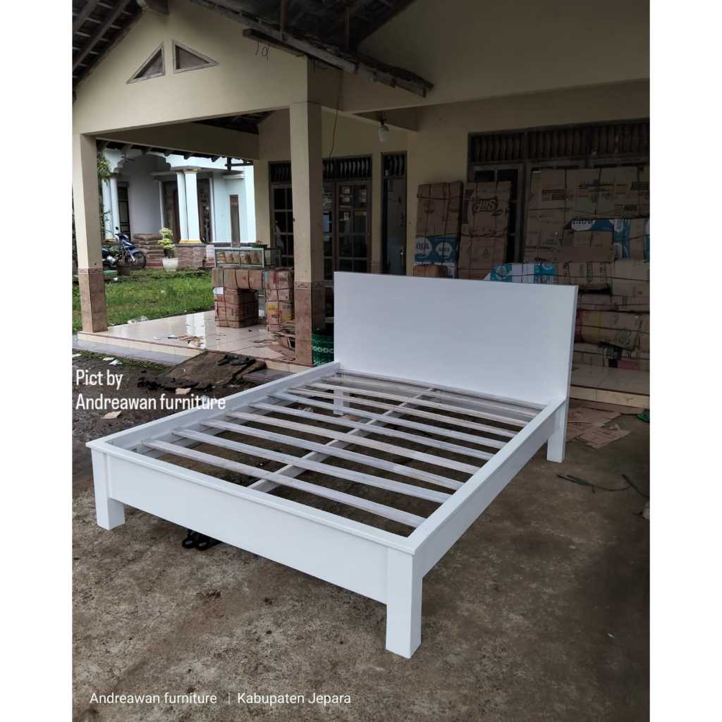 Dipan Rangka Tempat Tidur Kayu Jati Model Minimalis Simple (kaki lurus)