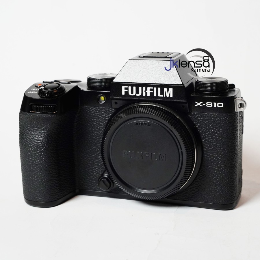 Fujifilm XS10 Fuji X-S10 Body Only Like New In Box Second