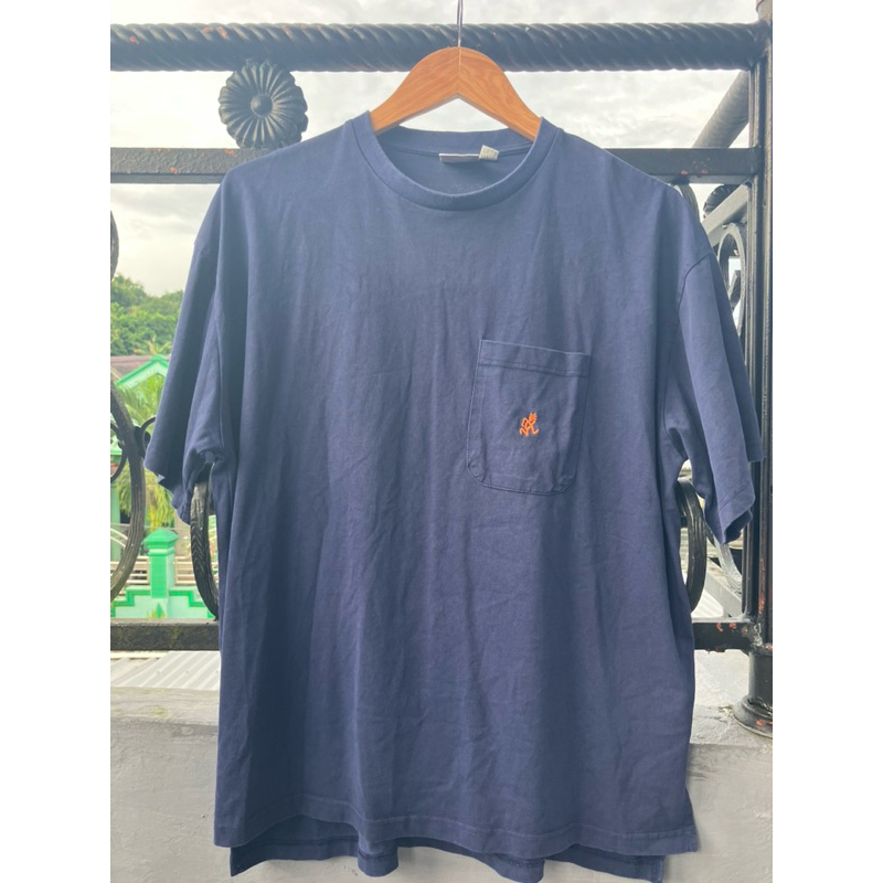 kaos gramicci pocket big logo