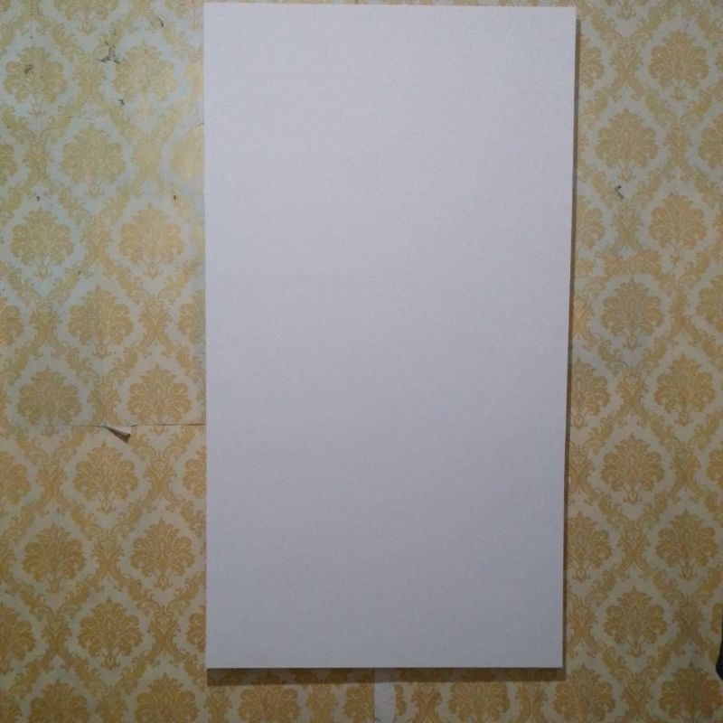 

KANVAS LUKIS 120 X 200 cm Tebal 5 Cm