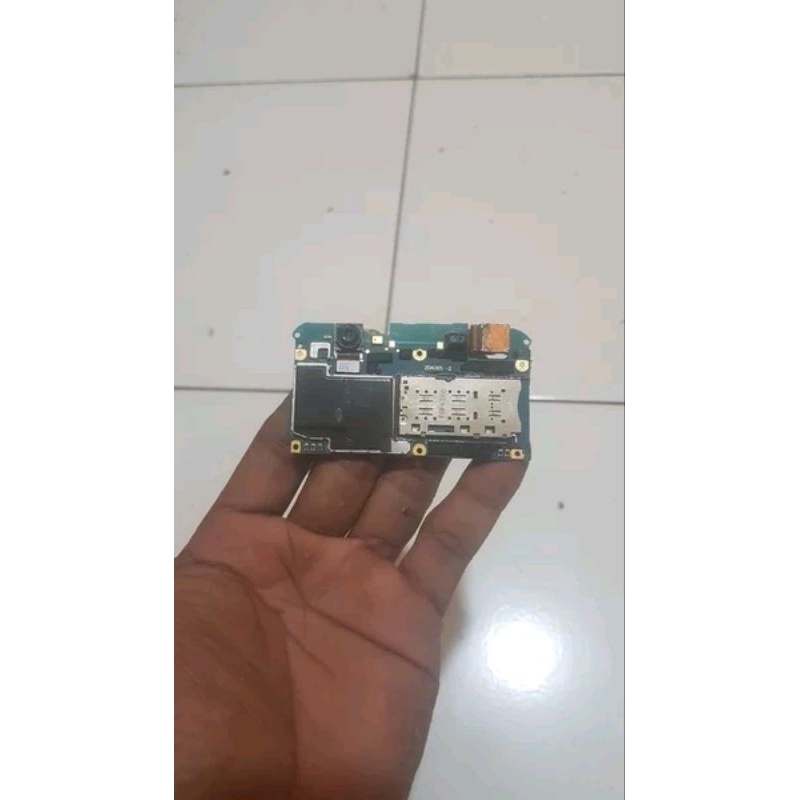 MESIN OPPO F1S RAM 3/32 NORMAL