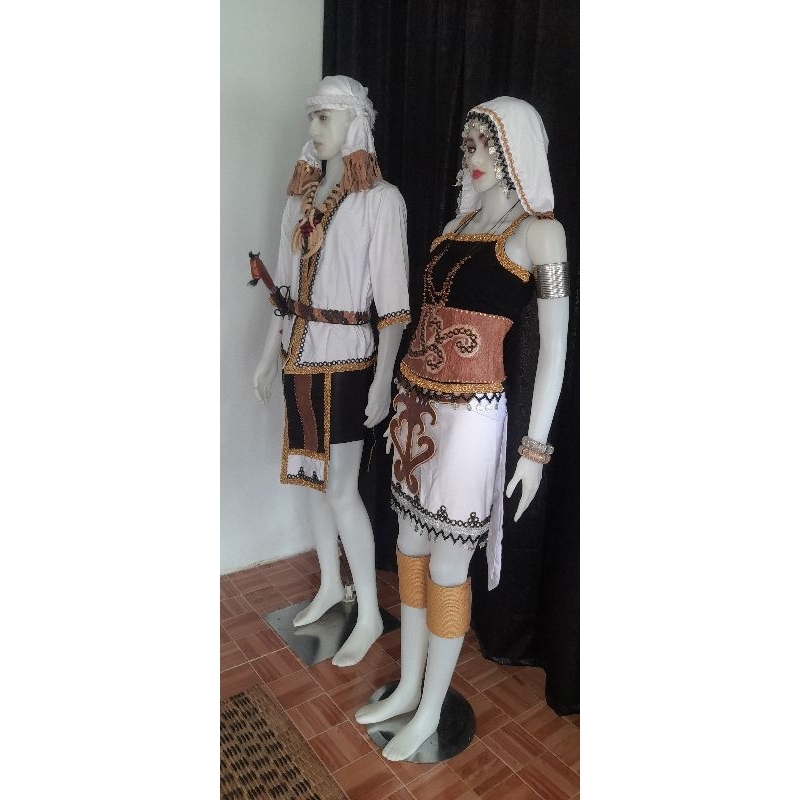 PAKAIAN ADAT DAYAK KREASI KALIMANTAN