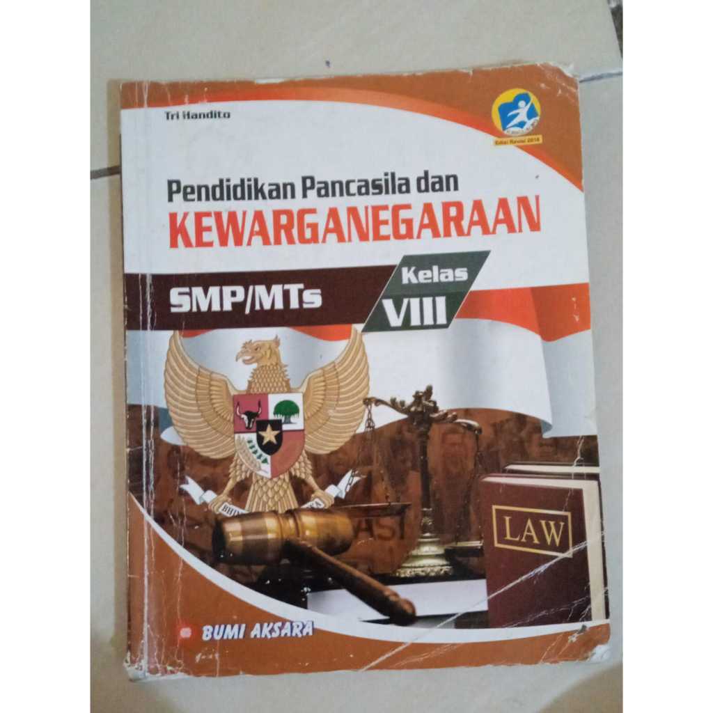 

PENDIDIKAN PANCASILA DAN KEWARGANEGARAAN KELAS 8 SMP