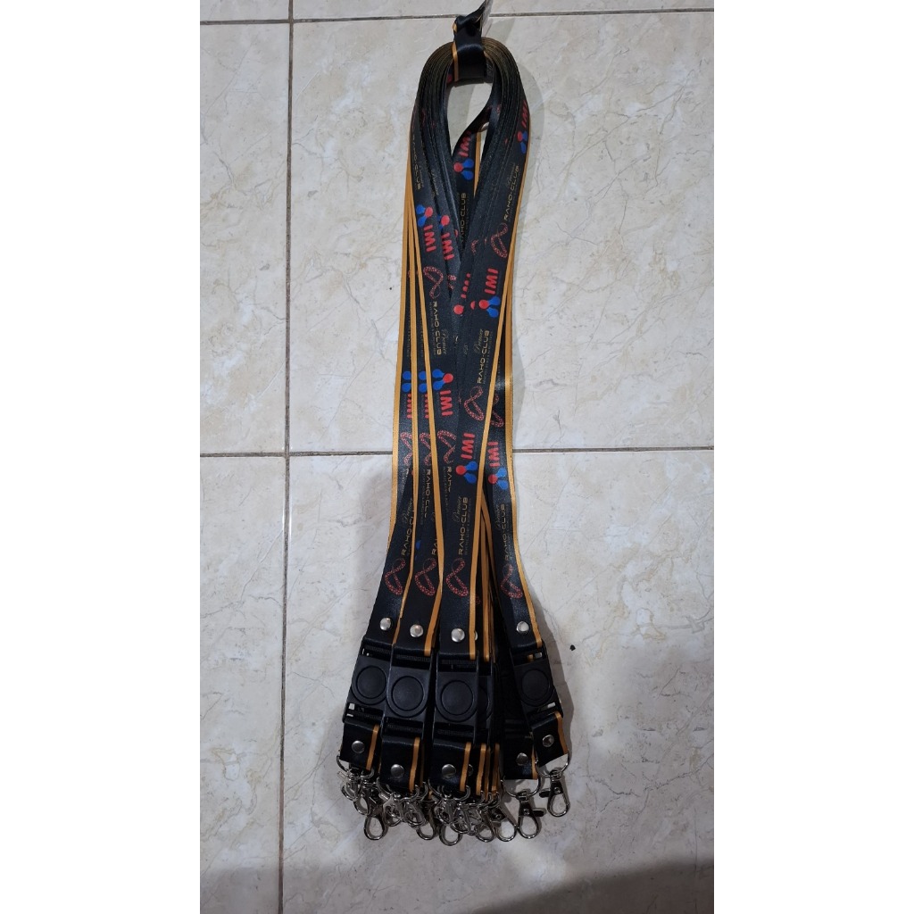 

Custom ID Card dan Lanyard Bahan Tissue Full Warna Desain Custom