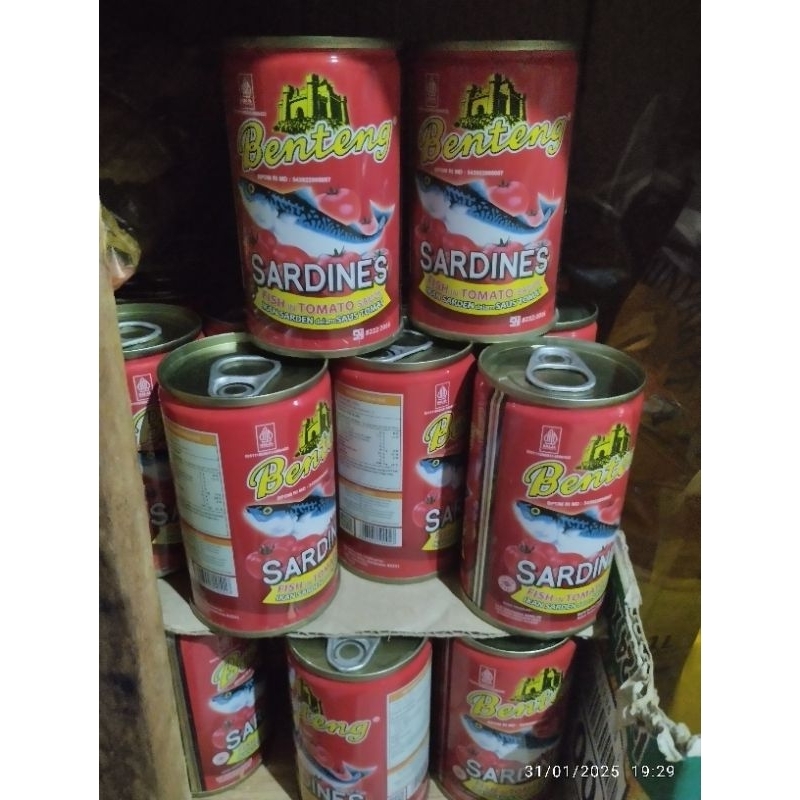 

sarden kalengan merek Benteng
