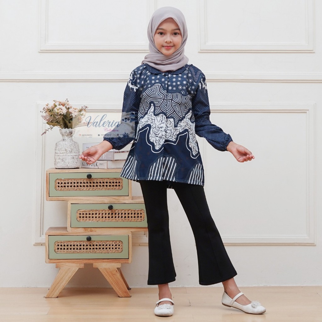 DISKON BAJU BATIK ATASAN PASANGAN SEKELUARGA AYAH IBU ANAK LENGAN PANJANG DAN LENGAN PENDEK