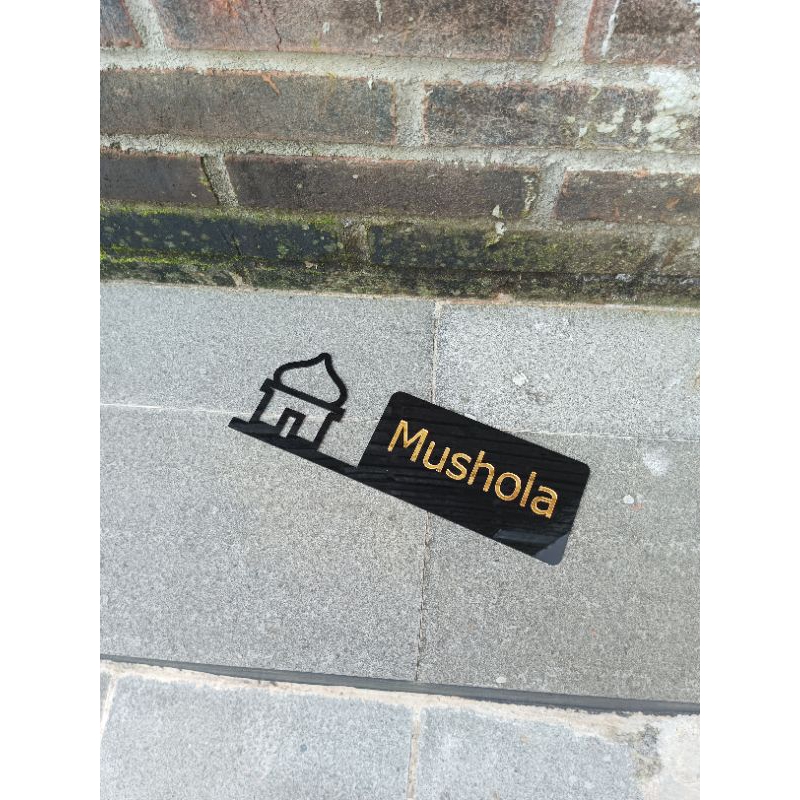 sign akrilik / tulisan akrilik gold / Mushola