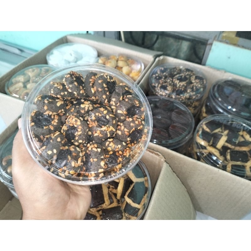 

Kue Kering Thumbprint Coklat Kacang