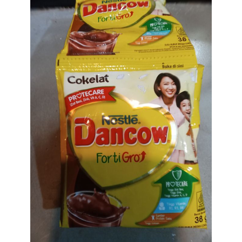 

Dancow sachet rasa coklat 38g