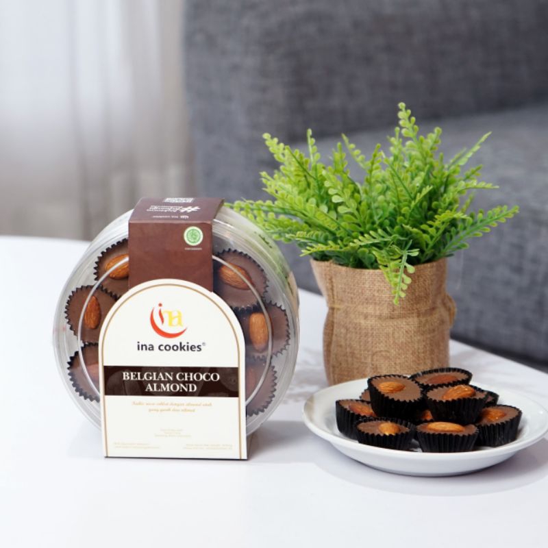 

Ina cookies Toples kue kering Belgian choco Almond kue kering lebaran murah JAKARTA