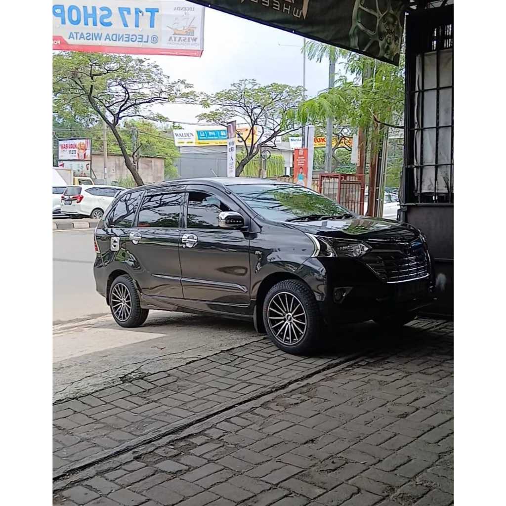 PAKET VELG PLUS BAN ACCELERA 205 55 R16 UNTUK MOBIL AVANZA USE VELG HSR TSUKUBA RING 16