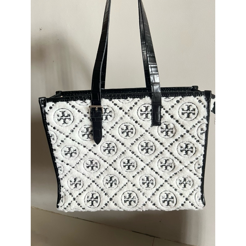 [Preloved] Tote TB Bulu Hitam