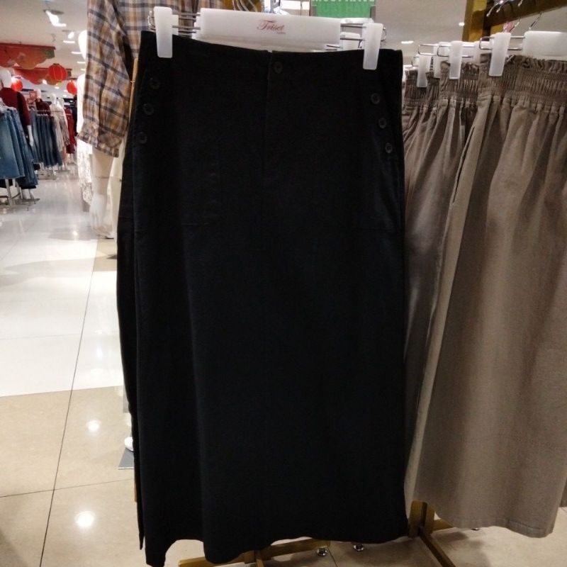 Rok triset ladies terbaru