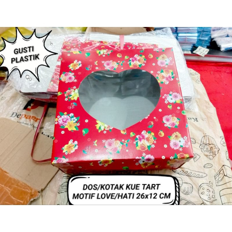 DOS BOX KOTAK KUE MOTIF HATI LOVE ISI 10 PCS UK 26X26X12CM