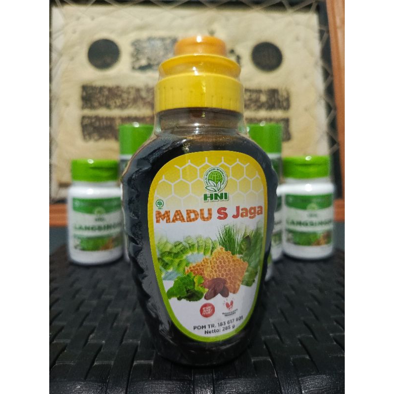 

Madu S Jaga HNI HPAI terbuat dari sari kurma, spirulina, pegagan, ilalang, dll