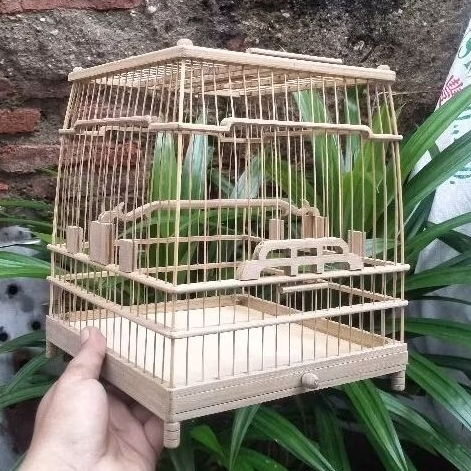 Sangkar Cungkok Bambu Ukuran 23 x 23 / Sangkar Neinjing Ukuran 23 x 23 / Sangkar Pleci Ukuran 23 x 2