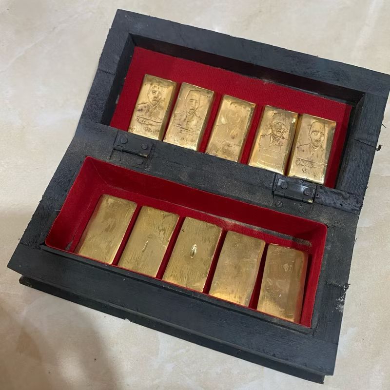 12pcs Emas batangan Lm soekarno + Kotak - Emas Lm soekarno kuningan