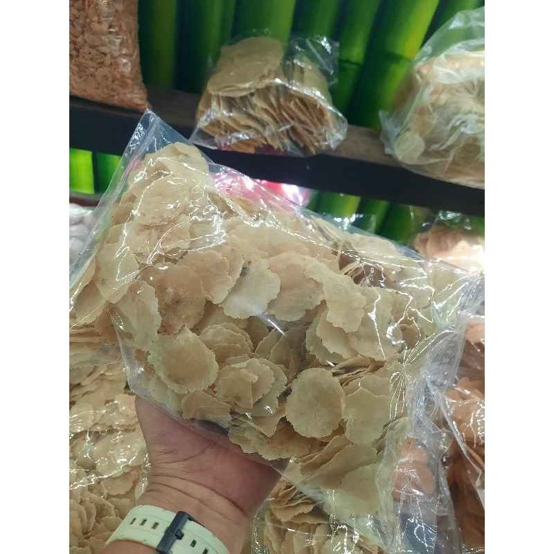 

Emping melinjo mentah kemasan 250gr super