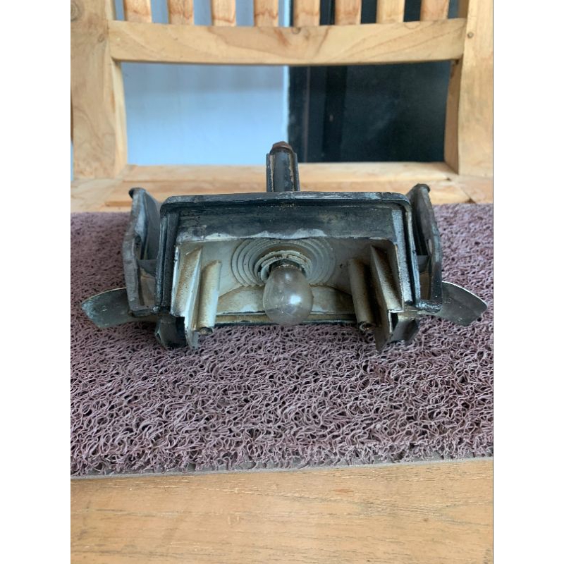 Tempat Wadah Mika Stoplamp Lampu Belakang Suzuki Crystal Rgr Original Lepasan