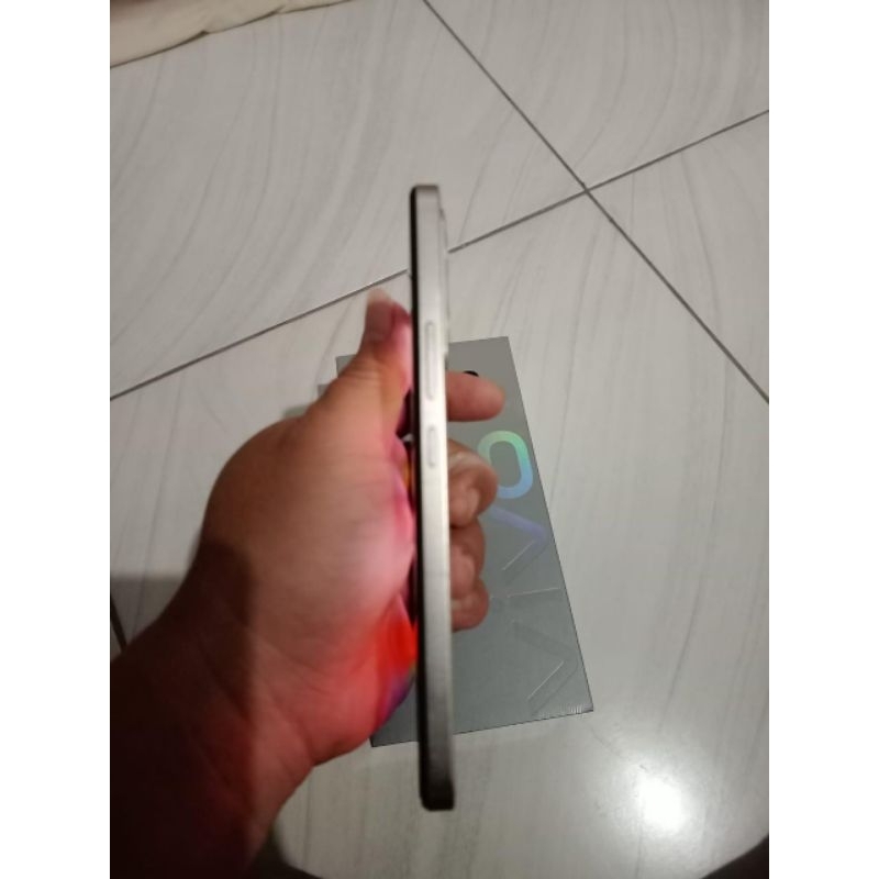 VIVO V25e 8/256 sunrise gold second