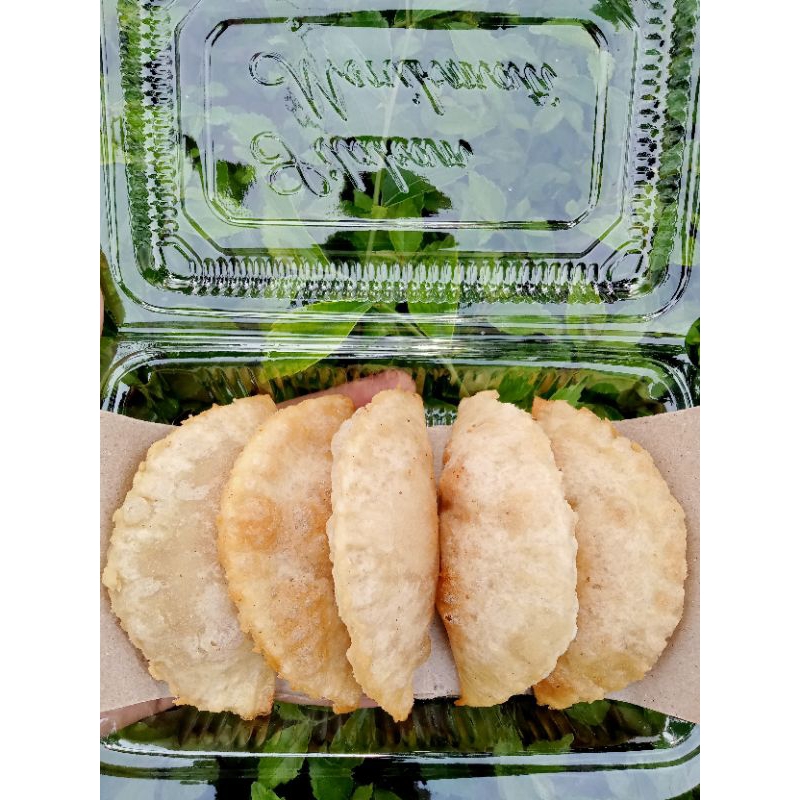 

cireng isi ayam suwir ukuran sedang 10 pcs