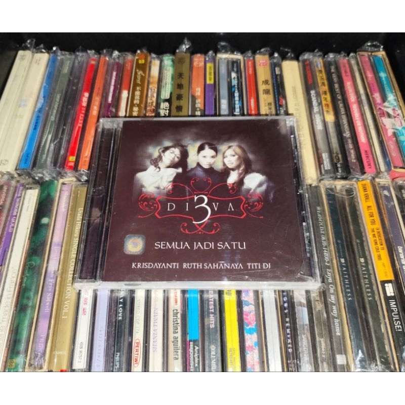 CD 3 DIVA - Semua Jadi Satu ( Krisdayanti, Ruth Sahanaya, Titi DJ )