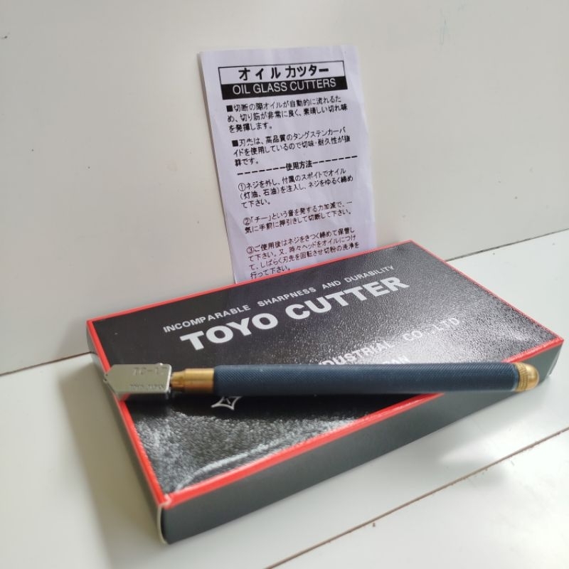 TOYO Cutter TC-17, Pemotong Kaca TOYO Japan, Glass Cutter Profesional, Pemotong Kaca Minyak, TOYO In