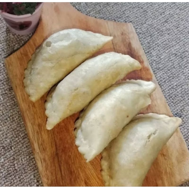 

Cireng isi Keju Pedas Tasikmalaya (Isi5pcs/pack)