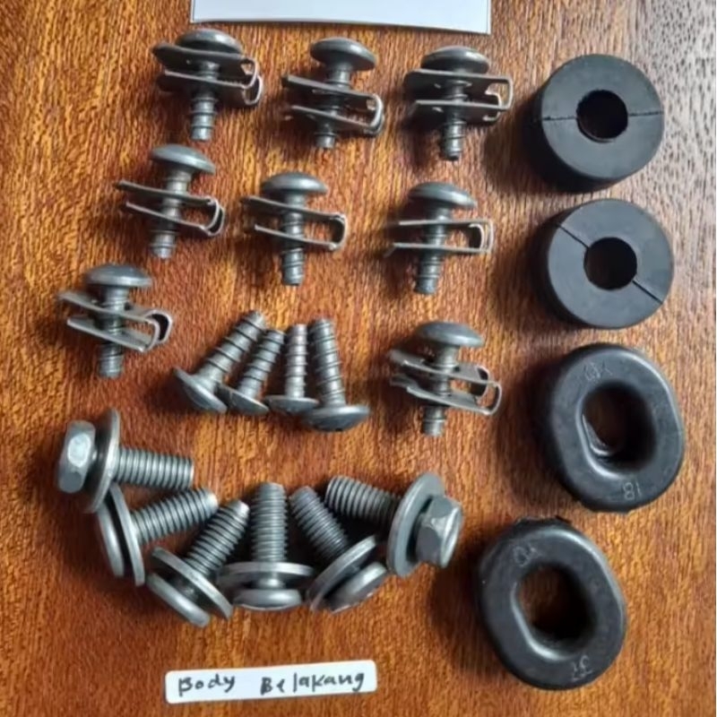 Baut lengkap body depan belakang Yamaha Jupiter Z Burhan Baut lengkap body depan belakang Yamaha Jup